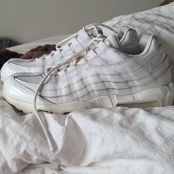Nike Air Max 95 - Picture 1 of 11